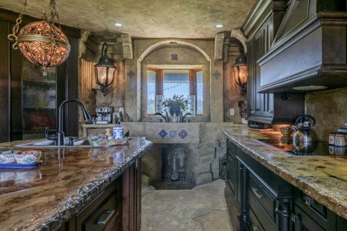 311068 Parkins Road West, Rural Foothills County, AB - Indoor Photo Showing Kitchen With Double Sink