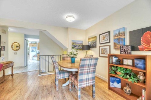 168 Midpark Gardens Se, Calgary, AB - Indoor Photo Showing Dining Room