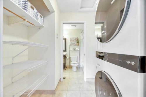 168 Midpark Gardens Se, Calgary, AB - Indoor