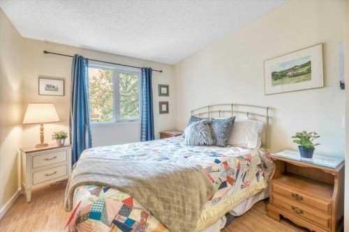 168 Midpark Gardens Se, Calgary, AB - Indoor Photo Showing Bedroom
