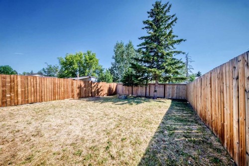 74 Fonda Drive Se, Calgary, AB - Outdoor
