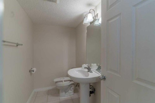57 Royal Birch Crescent Nw, Calgary, AB - Indoor Photo Showing Bathroom