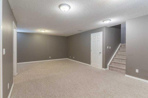 57 Royal Birch Crescent Nw, Calgary, AB - Indoor Photo Showing Other Room