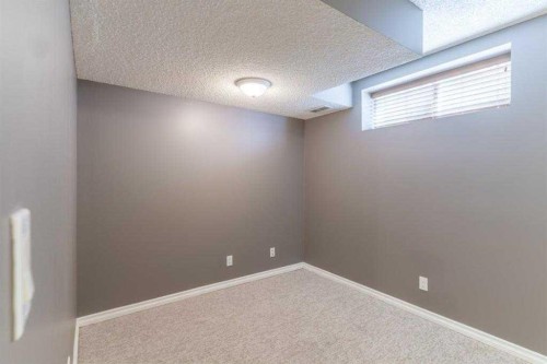 57 Royal Birch Crescent Nw, Calgary, AB - Indoor