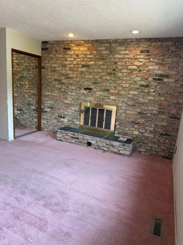 7826 Ranchview Drive Nw, Calgary, AB - Indoor Photo Showing Other Room