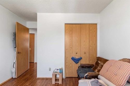 6772 Temple Drive Ne, Calgary, AB - Indoor