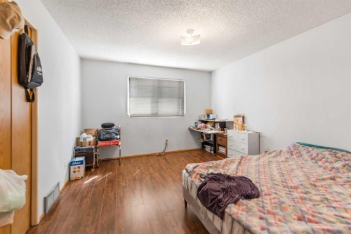 6772 Temple Drive Ne, Calgary, AB - Indoor Photo Showing Bedroom