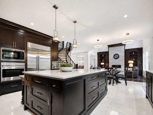123 Aspen Summit Heath Sw, Calgary, AB - Indoor Photo Showing Kitchen With Upgraded Kitchen