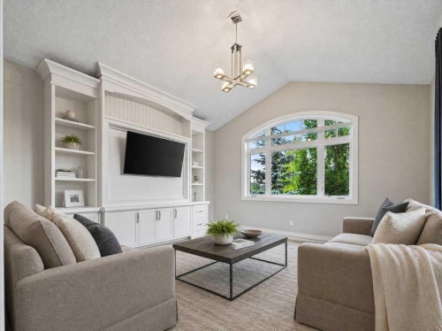 123 Aspen Summit Heath Sw, Calgary, AB - Indoor Photo Showing Living Room