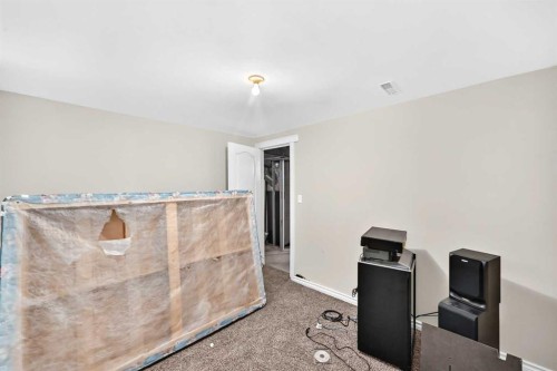 1701 32 Street Sw, Calgary, AB - Indoor