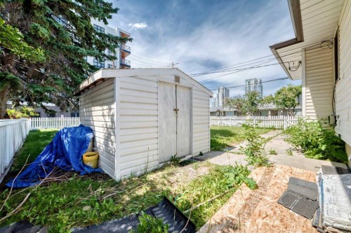 1701 32 Street Sw, Calgary, AB - Outdoor With Exterior