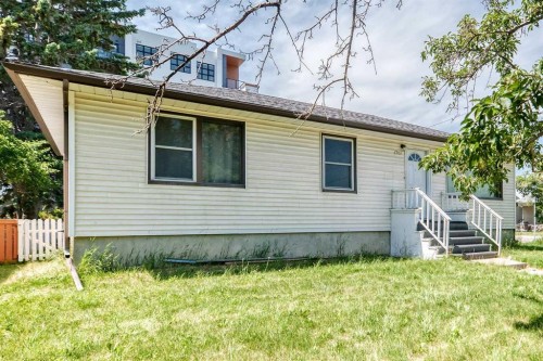1701 32 Street Sw, Calgary, AB - Outdoor