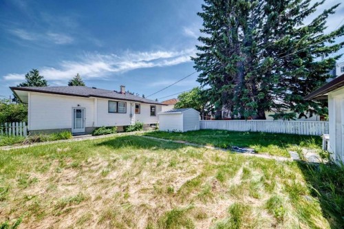 1701 32 Street Sw, Calgary, AB - Outdoor