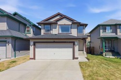 230 Evermeadow Avenue SW Calgary, AB T2Y 4X2