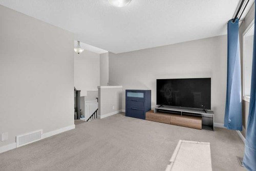 230 Evermeadow Avenue Sw, Calgary, AB - Indoor