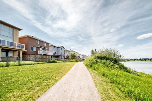 308 Taracove Estate Drive Ne, Calgary, AB - Outdoor