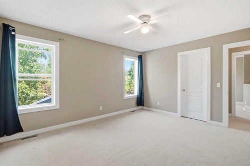 242 Tusslewood Grove Nw, Calgary, AB - Indoor Photo Showing Other Room