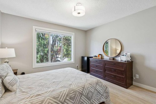 1208 Ranchlands Boulevard Nw, Calgary, AB - Indoor Photo Showing Bedroom