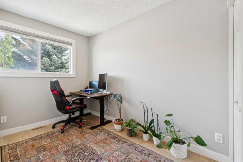 1208 Ranchlands Boulevard Nw, Calgary, AB - Indoor Photo Showing Office