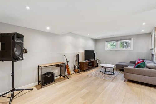 1208 Ranchlands Boulevard Nw, Calgary, AB - Indoor