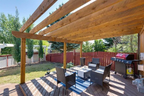 1208 Ranchlands Boulevard Nw, Calgary, AB - Outdoor With Deck Patio Veranda