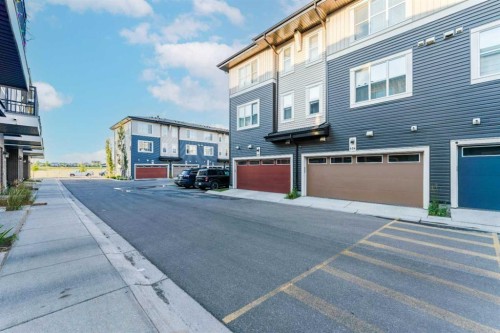 402-72 Cornerstone Manor Ne, Calgary, AB - Outdoor