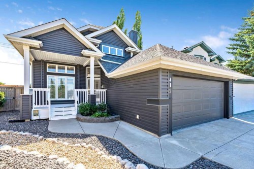 418 Bridlecreek Green Sw, Calgary, AB - Outdoor