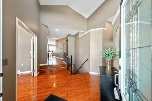 418 Bridlecreek Green Sw, Calgary, AB - Indoor Photo Showing Other Room