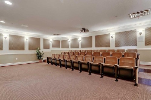 705-1726 14 Avenue Nw, Calgary, AB - Indoor Photo Showing Other Room