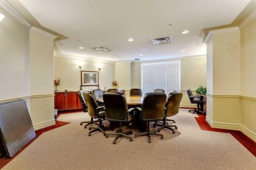 705-1726 14 Avenue Nw, Calgary, AB - Indoor