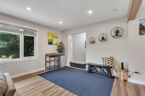 8031 Huntwick Hill Ne, Calgary, AB - Indoor