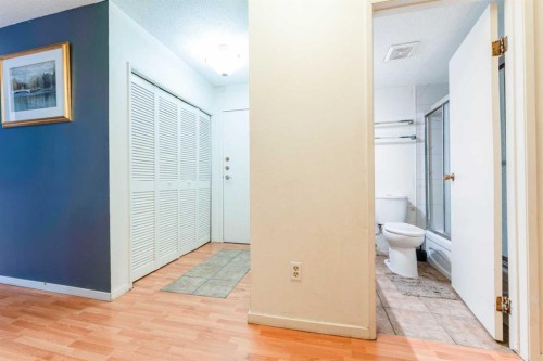 31-821 3 Avenue Sw, Calgary, AB - Indoor