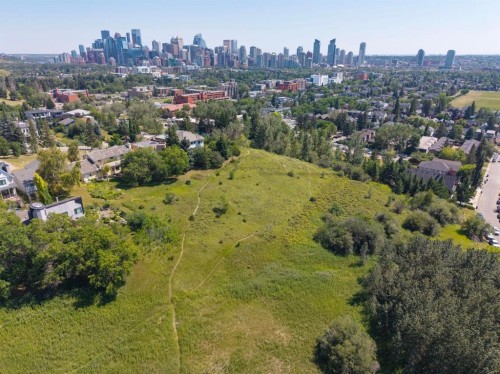 1731 12 Avenue Nw, Calgary, AB - Outdoor With View