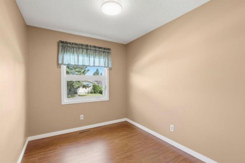 160 Marbrooke Circle Ne, Calgary, AB - Indoor Photo Showing Other Room