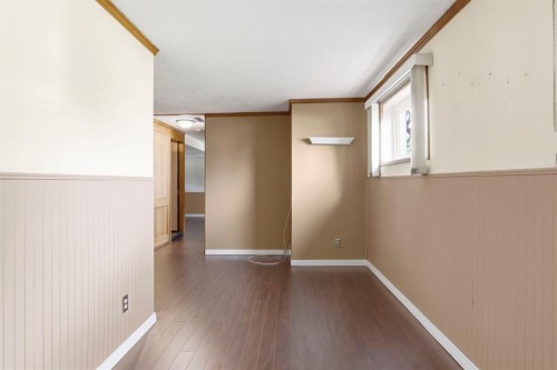 160 Marbrooke Circle Ne, Calgary, AB - Indoor Photo Showing Other Room