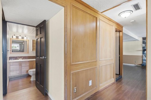 160 Marbrooke Circle Ne, Calgary, AB - Indoor
