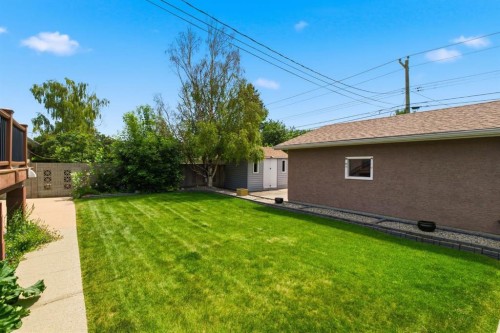 160 Marbrooke Circle Ne, Calgary, AB - Outdoor