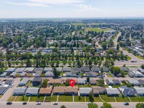 160 Marbrooke Circle Ne, Calgary, AB - Outdoor With View