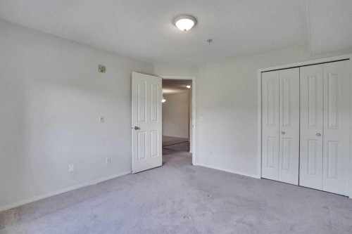 219-4000 Citadel Meadow Point Nw, Calgary, AB - Indoor