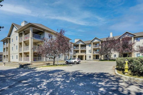 219-4000 Citadel Meadow Point Nw, Calgary, AB - Outdoor With Balcony With Facade