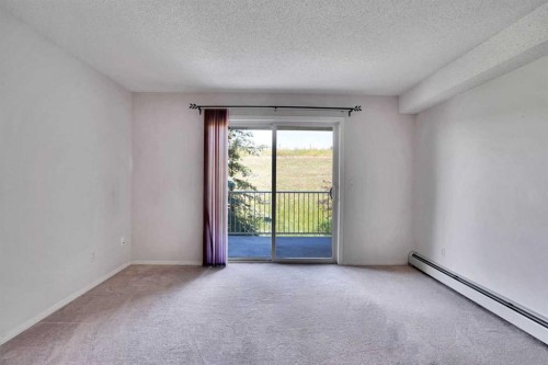 219-4000 Citadel Meadow Point Nw, Calgary, AB - Indoor Photo Showing Other Room