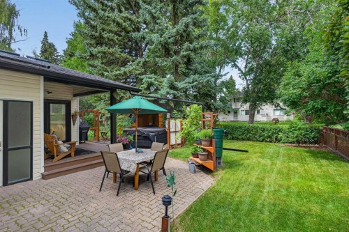 22 Varmoor Place Nw, Calgary, AB - Outdoor With Deck Patio Veranda