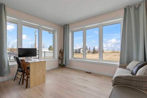 272017 Range Road 282, Rural Rocky View County, AB - Indoor Photo Showing Office