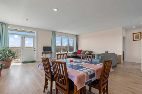 272017 Range Road 282, Rural Rocky View County, AB - Indoor Photo Showing Dining Room