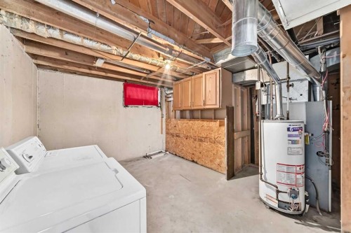 311 72 Avenue Ne, Calgary, AB - Indoor Photo Showing Basement