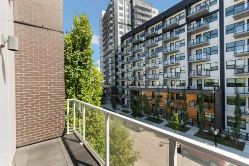 415-3130 Thirsk Street Nw, Calgary, AB - Outdoor With Balcony