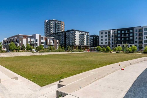 415-3130 Thirsk Street Nw, Calgary, AB - Outdoor With Facade