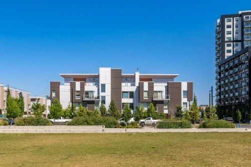 415-3130 Thirsk Street Nw, Calgary, AB - Outdoor With Facade