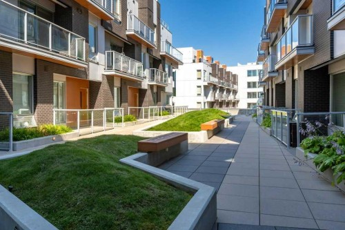 415-3130 Thirsk Street Nw, Calgary, AB - Outdoor With Balcony