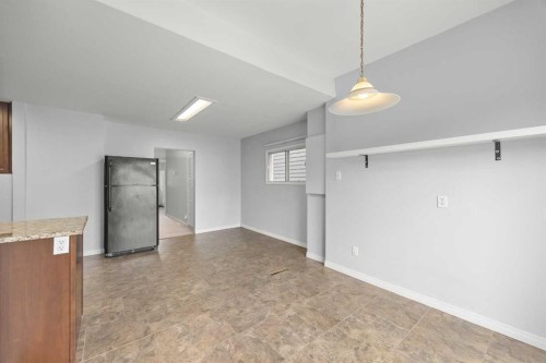 528 21 Avenue Sw, Calgary, AB - Indoor